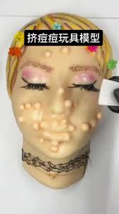 Boneco De Espremer Espinhas: Satisfação Garantida!