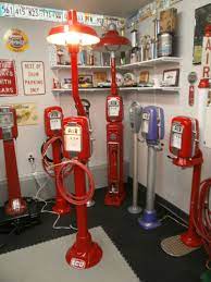 These Are Air Meters I Restored That Where Used In The 50 S And 60 S To Fill Tires With Air Vintage Gas Pumps Old Gas Stations Gas Pumps