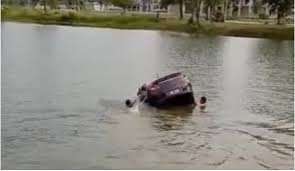 Pokoknya tidak ada satupun berita miring tentang aku. Tertekan Pedal Minyak Dua Beranak Ditemui Lemas Kereta Terjunam Masuk Tasik