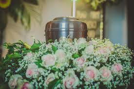 The family would only like for you attend the funeral with no gifts. Things To Know About Flowers To Send To A Funeral Floraqueen