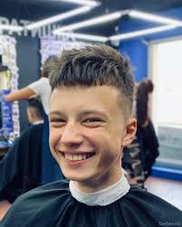 Барбершоп Братишка на Революционной улице