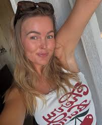 Available text me +1 510-863-8567