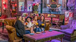 1 character 2 appearance 3 rachel 4 friends game 5 gallery 6 trivia 7 references gunther has a smoking habit in common with chandler.1 since season 3 has a consistent unrequited love for rachel but only gets the courage to confess in the last. A Real Life Central Perk Coffee Shop May Finally Be Coming To Nyc Secret Nyc