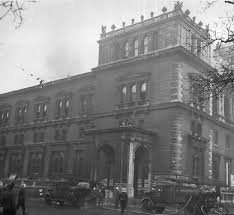 The wiener börse ag (also known as the vienna stock exchange) is a bourse situated in vienna, austria. Borse Gebaude Wien Geschichte Wiki