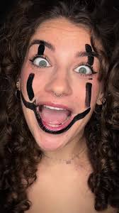 Spooky Halloween Clown Makeup Tutorial