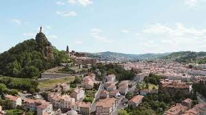 Dans la haute loire (43) : Le Puy En Velay La Jolie Prefecture De Haute Loire Vai En Vadrouille Blog Voyage Et Lifestyle
