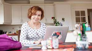 Sanna sarromaa forfatter, foredragsholder, lektor, phd, samfunnsdebattant. Hvis Alle Kvinnelige Stipendiater Hadde Skrevet Hver Sin Kronikk Sa Hadde Man Sett At Dette Ikke Bare Er Anekdoter