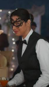 Public ne pyaar barsaaya, ab hoshiyari barsegi 12 Siptambar ko!💃 ,  #EkChaturNaar, Trailer & Title Track OUT NOW, Releasing in cinemas