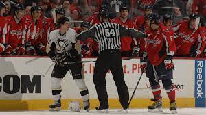 Pittsburgh penguins center sidney crosby and washington capitals alex ovechkin meet tonight in one of the league's best personal rivalries. Sidney Crosby Vs Alex Oveckin Youtube