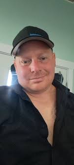 Edmonton , Canada 🇨🇦 Seeking an LTR