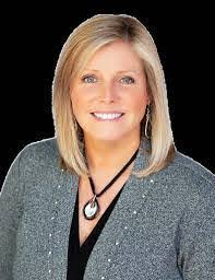 Leanne Presley's Instagram, Twitter & Facebook