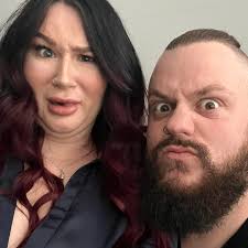 Gel nail peeling from edges of natural nails