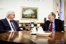 Januar 2017 leitete er das auswärtige amt der brd. Bundesprasident Frank Walter Steinmeier Dieses Land Erlebt Eine Beispiellose Epoche Des Friedens Und Des Wohlstands Der Prozess Der Europaischen Einigung Hat Deutschland Die Besten Und Uberzeugendsten Antworten Auf Die Herausforderungen Unserer
