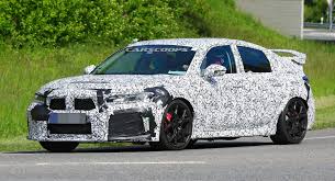 De leus slaat op het moment dat honda's variabele kleptiming echt goed loskomt in de hogere toerenregionen en de honda in kwestie. Next Civic Type R To Be Final Honda Sold In Europe Without Electrification Carscoops