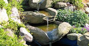 Simple fountain you can walk through gives water sound and look with managed details. Die 3 Besten Bachlaufschalen 2021 Im Test Garten Schule