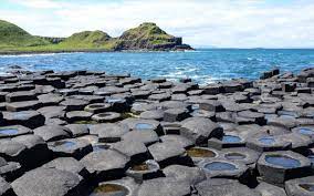 Περιλαμβάνονται συμβουλές για την καλύτερη εποχή για να επισκεφθείτε τον προορισμό κορκ. Ta3idi Se Oxtw Merh Ths Irlandias Poy 8a Sas Afhsoyn Me To Stoma Anoixto Clickatlife