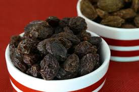 Raisins are made from dehydrating grapes in a process that either involves the heat of the sun or a mechanical process of oven drying. How To Make Raisins Hgtv