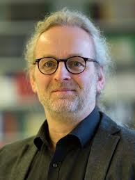 Wege in den Beruf: Wo Licht und Schatten nahe beieinander liegen