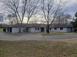 Gallatin homes & real estate. 993 Long Hollow Pike Gallatin Tn 37066 Loopnet Com