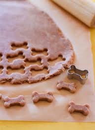 Try this simple bacon dog treats recipe by michelle taylor. Homemade Peanut Butter Dog Treats