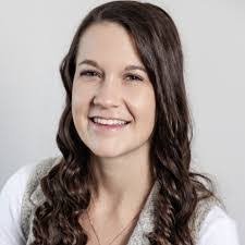 Briana Cyr's Instagram, Twitter & Facebook