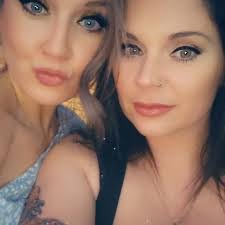 Jessica Champlin's Instagram, Twitter & Facebook