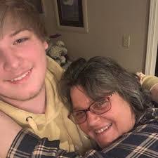 Angie Rinehart's Instagram, Twitter & Facebook