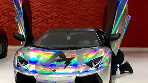 Aubameyang's massive salary at arsenal affords him the luxury to splash on big treats every now and then. Dormagen Pierre Emerick Aubameyang Verkauft 700 Ps Lamborghini Im Autohaus Elegance