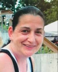 Melinda Croft's Instagram, Twitter & Facebook