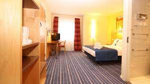 The express by holiday inn is located in the heart of croydon's town centre. Express By Holiday Inn London Croydon Hotel Visitlondon Com