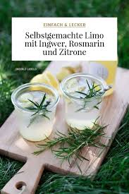 Selbstgemachte Limonade Mit Ingwer Rosmarin Und Zitrone Inkl Etiketten Freebie Hitzeblogfrei Homemade Lemonade Detox Drinks Lemon Homemade Lemonade Recipes