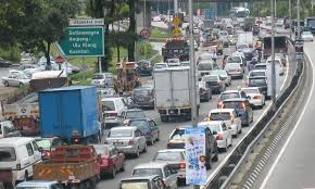 Perkongsian ini untuk memberi gambaran secara ringkas sesi latihan memandu kereta bagi latihan memandu di jalan raya. Malaysiakini Umur Minimum Memandu K Jaan Mahu Pandangan Umum
