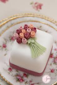 rose bouquet mini cake www sweetnessonline co uk mini wedding cakes mini cakes cupcake cakes