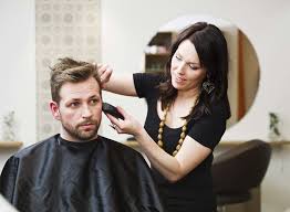 Welche frisur passt zu mir mann. Herren Haarschnitt In Gelsenkirchen Friseur Hairfirestorm