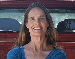 Laurie Champion's Instagram, Twitter & Facebook