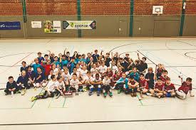 421 likes · 1 talking about this · 109 were here. Mit 80 Grundschulern Geht Das Turnier Schule Meets Hockey Vor Den Osterferien In Bergisch Gladbach In Die Zweite Runde Thc Rot Weiss Bergisch Gladbach
