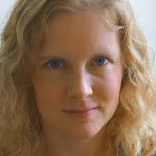 Leslie Aldridge's Instagram, Twitter & Facebook