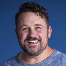 Krystal Worden's Instagram, Twitter & Facebook