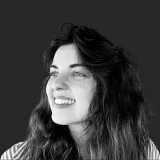 Does anyone know of Ukrainian/Russian to English simultaneous interpreters  based in London for live TV broadcasts? 🤞🏼