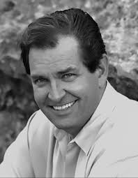 Donald Hinckley's Instagram, Twitter & Facebook