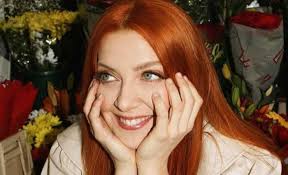 Check spelling or type a new query. Noemi Perche La Cantante Ha Scelto Questo Nome D Arte Dolce Retroscena