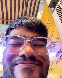 📸 Which picture's the best? (It's #3. You cannot deny. 😠)