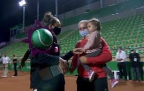Patricia ret tig lived in 1963, at address, ohio. Video Imagini EmoÈ›ionante Cu Patricia È›ig SoÈ›ul È™i FetiÈ›a Lor DupÄƒ Festivitatea De Premiere De La Istanbul Tenis Tenis Tenis