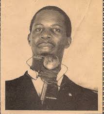 Green Bullet & Harp holder for a microphone stand