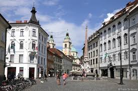 Ljubliana is de hoofdstad van slovenië. Visiter Ljubljana En 1 Jour Mes Incontournables Et Coups De Coeur Blog Voyage Trace Ta Route