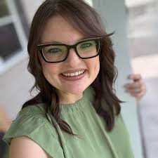 I really like the WW crisps for 2pts/bag (specifically the sea salt &  hummus and salt & vinegar flavors) but WW snacks are so expensive! Does  anybody have any recommendations for something