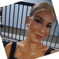 Stacey Croy's Instagram, Twitter & Facebook