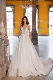 Free shipping available on many items. Worauf Man Beim Kauf Des Hochzeitskleides Achten Sollte Frau Immer Herr Ewig