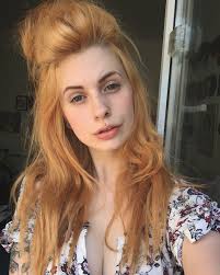 Laura Leopard (@LauraLeopard91)