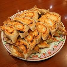 味の素は、餃子が小さくなったしね。 食べごたえがない。 いいなぁー 王将。 やっぱり、 京都でなくて大阪が好き。 最高ですよ! é–‰åº— é¤ƒå­ã®çŽ‹å°† æ–°ä¸‹é–¢ã‚³ã‚¹ãƒ'åº— æ–°ä¸‹é–¢ é¤ƒå­ é£Ÿã¹ãƒ­ã‚°